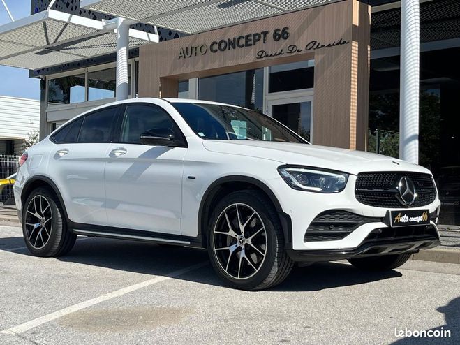 Mercedes GLC Coup� Phase 2 300e 4Matic AMG Line 9G-Tr Blanc de 2020