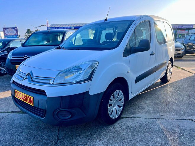 Cliquer pour voir la photo suivante Citroen Berlingo 1,6 HDI 75CH CLIM / GPS / PAS DE TVA Blanc de 2014
