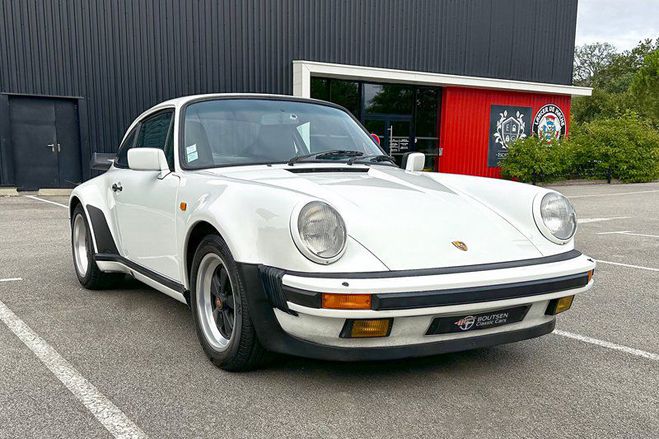 Cliquer pour voir la photo suivante Porsche 911 3.2 Works Turbo Look de 1985