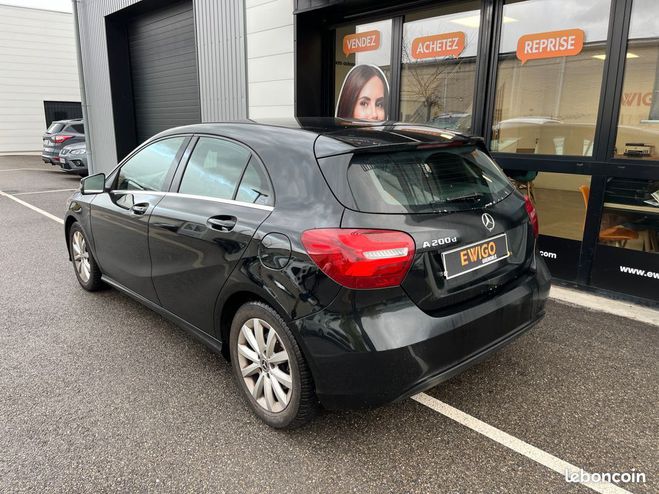 Mercedes Classe A 2.2l 200 cdi 135ch business camera de re Noir de 2017