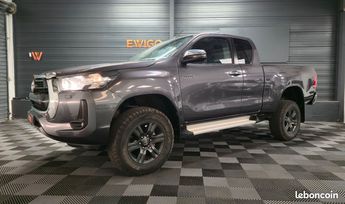  Voir détails -Toyota HI LUX xtra cabine 2.8 d4d legende 4x4 bva pas  à Montlimar (26)