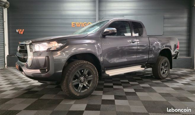 Toyota HI LUX xtra cabine 2.8 d4d legende 4x4 bva pas  Gris de 2021