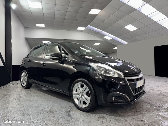 Peugeot 208 1.2i 82ch Signature 86.000km  de 2018