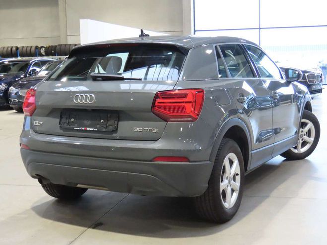 Audi Q2 30TFSI Design Gris Mtallis de 