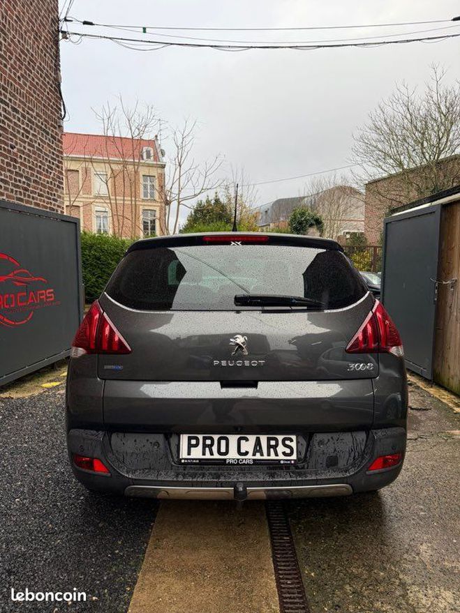 Peugeot 3008 1,6hdi Gris de 2016