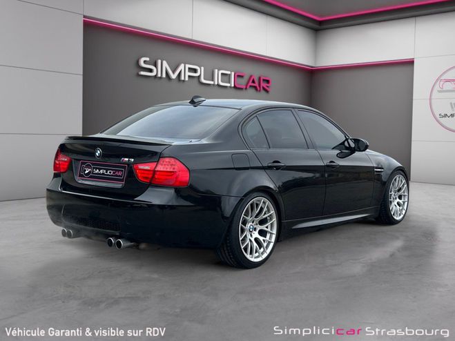 BMW M3 E90 LCI - JANTES 19 - DKG - FULL LED - C Noir de 2009
