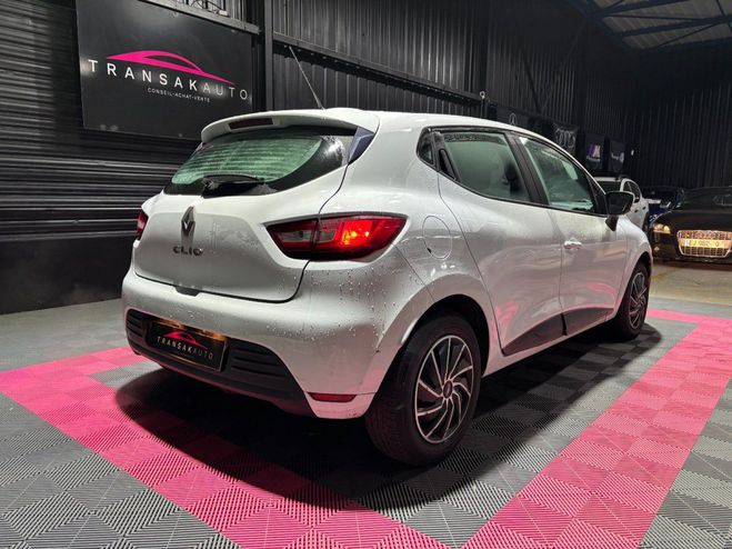 Renault Clio iv 1.2 16v 75 life BLANC de 2017