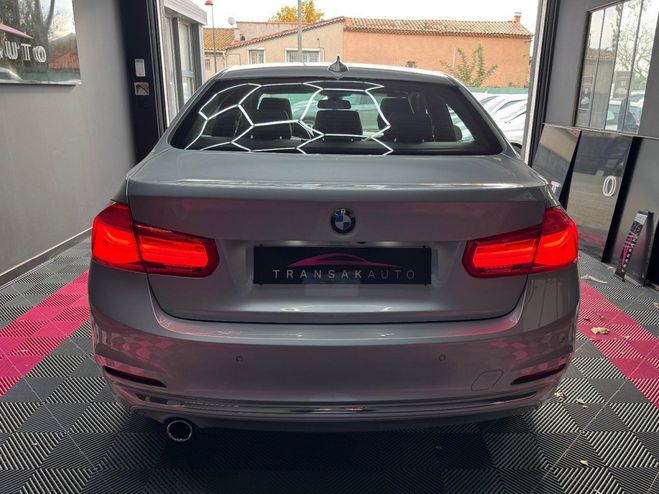 BMW Serie 3 F30 LCI2 318d 150 ch BVA8 Luxury / SUIVI Gris de 2018