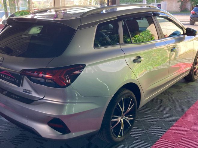 MG MG5 Autonomie Etendue 61kWh - 115 kW 156 ch  Gris de 2023