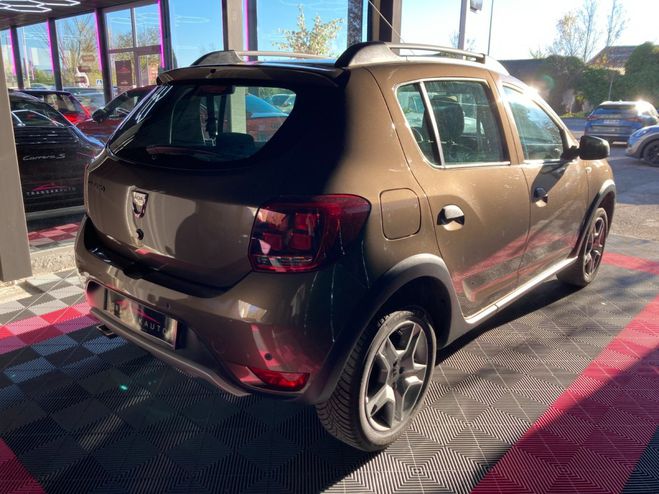 Dacia Sandero Blue dCi 95 ch STEPWAY ~ 4 Pneus neufs ~ Marron de 2020