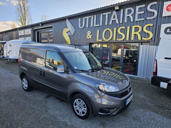 Fiat Doblo CARGO 1.3 MULTIJET 95CH PACK TECHNO Gris F de 2019