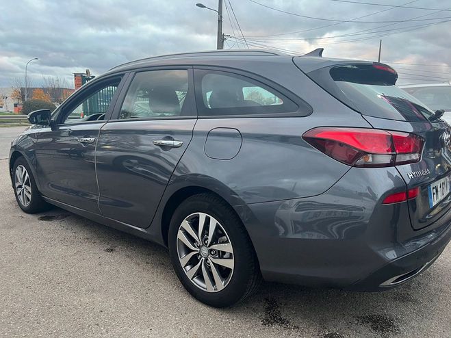 Hyundai I30 III 1.6 CRDI 115 BUSINESS BELLE FULL FIA Gris fonc de 2020
