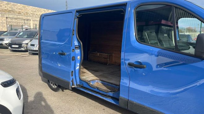 Renault Trafic CABINE CONFORT L1H1 1000 DCI 95 TVA RCU Bleu clair de 2019