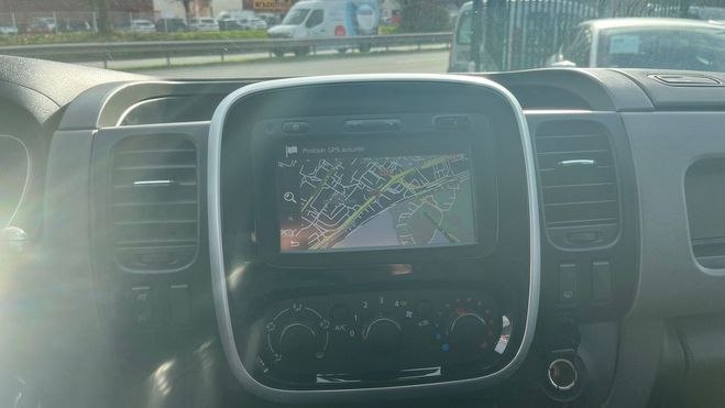 Renault Trafic CABINE CONFORT L1H1 1000 DCI 95 TVA RCU Bleu clair de 2019