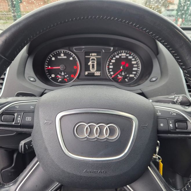 Audi Q3 2.0 TDI 184 BUSINESS LINE ENTRETIEN CONS Blanc de 2016