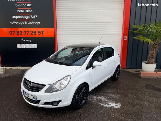 Opel Corsa D 1.2 I 16V 80 CV 5 PORTES JANTE ALU NOI Blanc de 2009