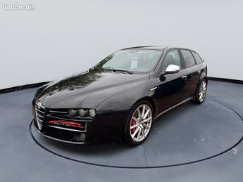  Voir détails -Alfa romeo 159 SportWagon Ti 2.4 JTD 210 CH Q4 Siges c à Nevers (58)