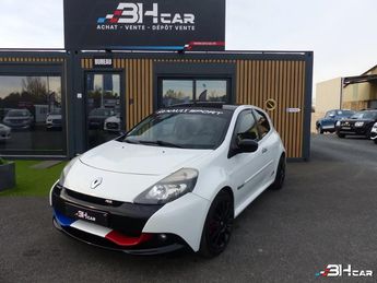  Voir détails -Renault Clio 2.0 200 RS CUP à Bergerac (24)
