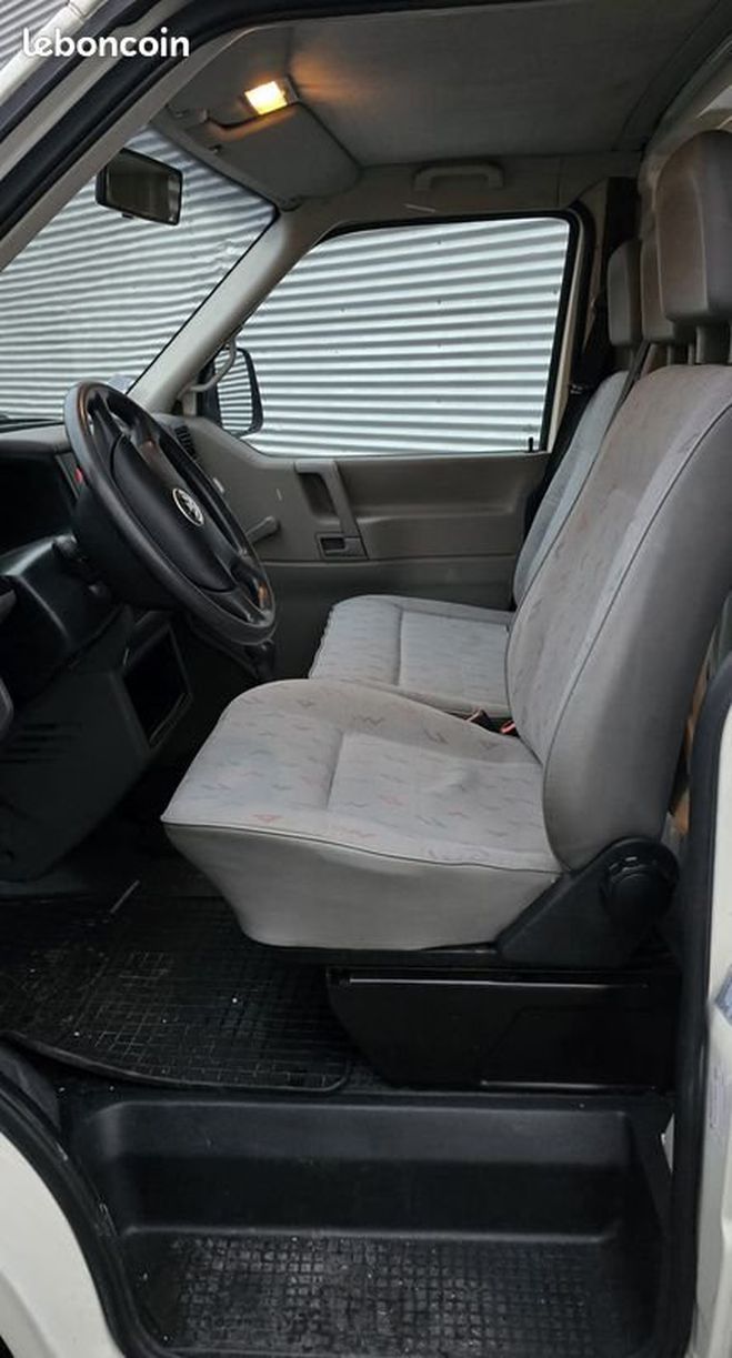 Volkswagen Transporter T4 2.5 TDI 102cv Blanc de 2001