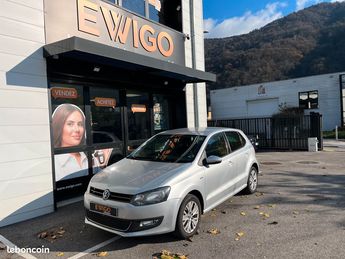  Voir détails -Volkswagen Polo 1.6 tdi 90ch life  radars de recul à  Le Versoud (38)