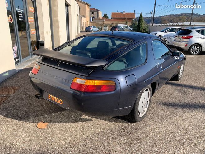 Porsche 928 s4 v8 5l 320ch boite auto Bleu de 1987