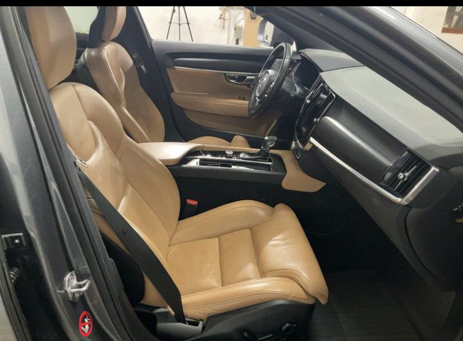Volvo V90 Cross Country D5 Pro AWD 235 ch Grise de 2017