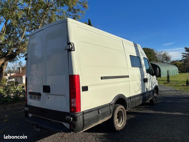 Iveco Daily CLASSE S FOURGON FGN 35S10 V12 H2 Blanc de 2006