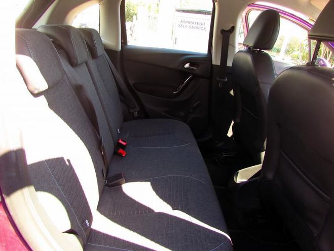 Citroen C3 1.2i 82 PureTech Feel Edition 5p. a 1600  de 2016