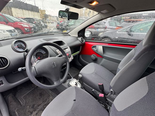 Peugeot 107  1.0e 12V 68ch BLUE LION 2-Tronic Trendy ROUGE de 2008