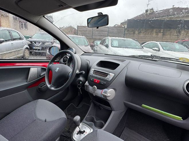 Peugeot 107  1.0e 12V 68ch BLUE LION 2-Tronic Trendy ROUGE de 2008