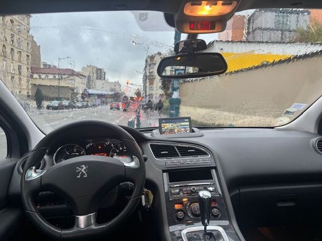 Peugeot 5008 1.6 BLUEHDI 120CH ALLURE S&S EAT6 7PL GRIS C de 2016