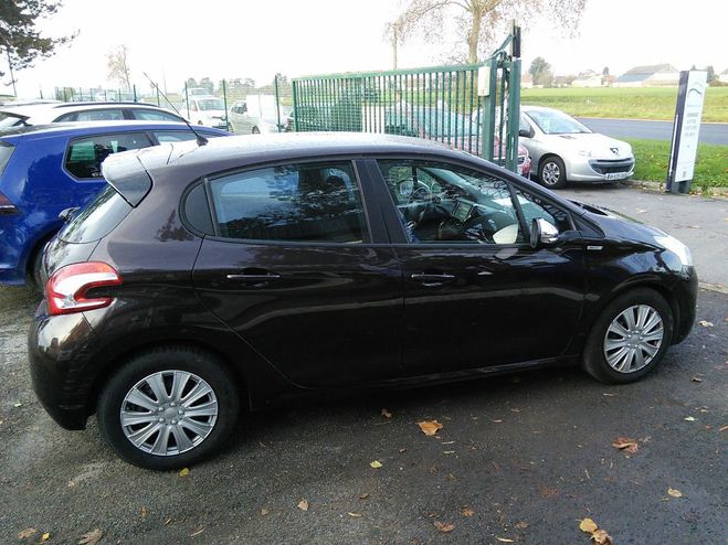 Peugeot 208 1.6 92 HDi Urban Soul - 5 PORTES  - REVI Marron de 2013