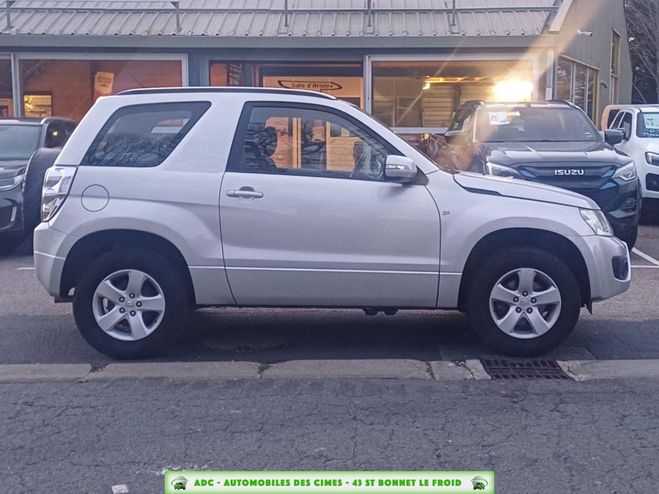 Suzuki Grand Vitara 1.6 VVT 3 PORTES 4X4 Gris Clair de 2013