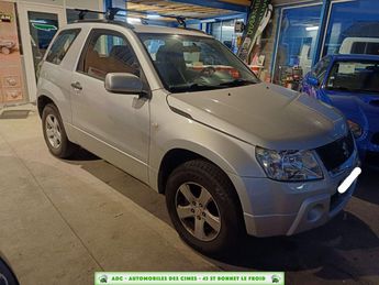  Voir détails -Suzuki Grand Vitara 1.6 VVT 3 PORTES à Saint-Bonnet-le-Froid (43)