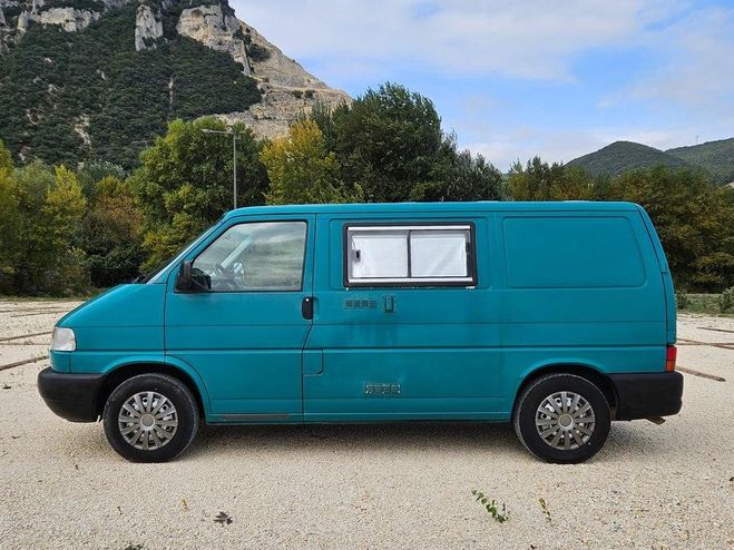 Volkswagen Transporter T4 Phase 2 (F7D) 2.5 TDi Fourgon amnag Vert de 2001