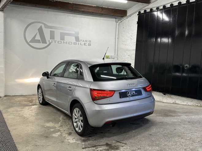 Audi A1 Sportback 1.2 TFSI 86CH AMBITION Gris de 2015