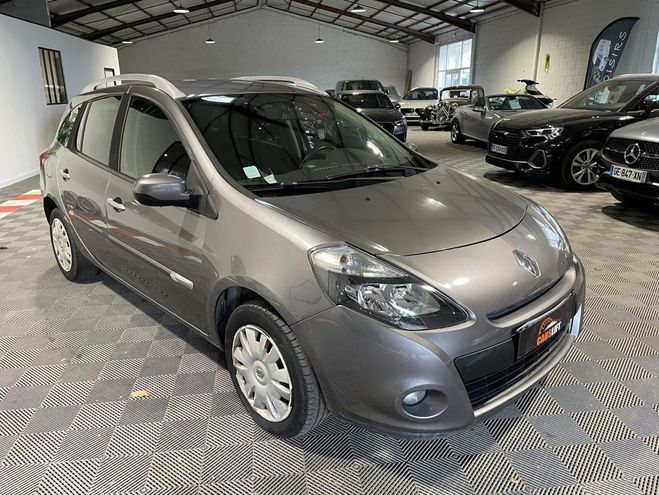Renault Clio 3 ( III ) ESTATE Grandtour 1.5 dCi 86 ch  de 2009