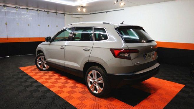 Skoda Karoq 1.6 TDI 116CH STYLE DSG Gris C de 2017