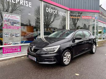  Voir d&eacute;tails -Renault Megane IV BERLINE Blue dCi 115 EDC Techno &agrave; Sautron (44)