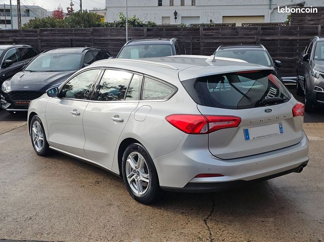 Ford Focus Superbe sw tdci 120cv 1main 51034kms Gris de 2019