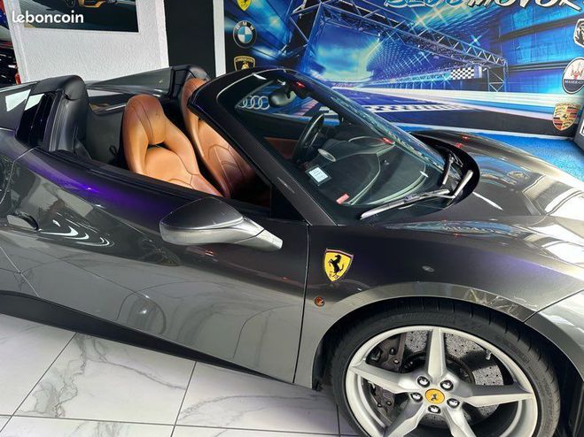 Ferrari 488 Spider Gris de 2017