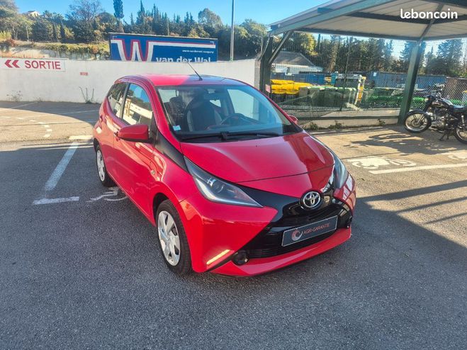 Toyota Aygo 1.0 vti 69 2015 Rouge de 2015