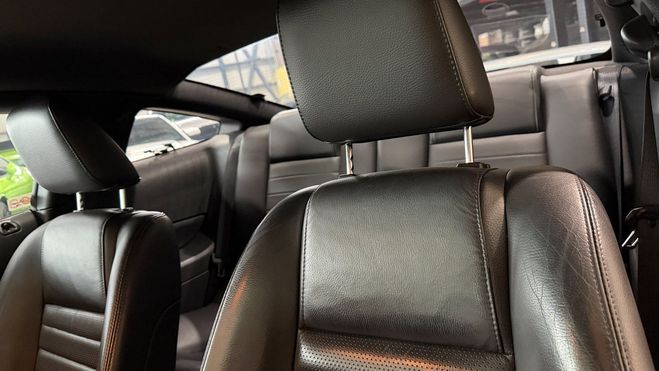 Ford Mustang Premium Grise de 2005