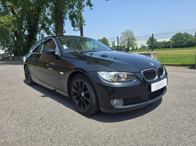 BMW Serie 3 330i E92 Coupe 272 Cv confort bva Noir de 2008
