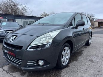  Voir détails -Peugeot 5008 1.6HDi 110CH FAP Premium 7p à Gerzat (63)