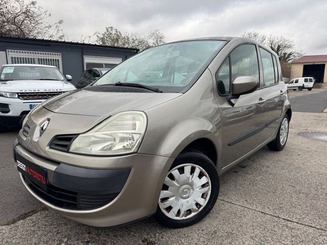 Cliquer pour voir la photo suivante Renault Modus 1.5dCI 85CH Expression Beige de 2009