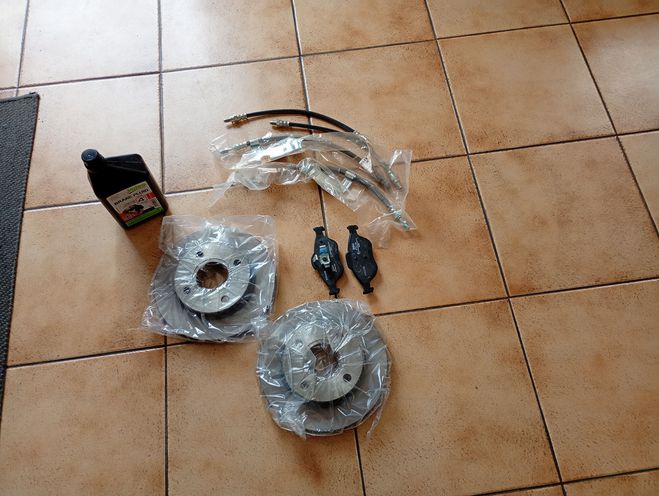 Ford Escort grise Gris  de 2001