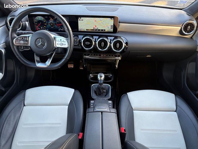 Mercedes Classe A iv 180 (w177) 136ch amg line Blanc de 2020