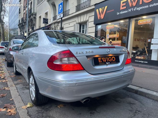 Mercedes Classe CLK Classe coupe 1.8 200 kompressor 165 eleg Gris de 2005