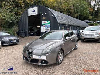  Voir détails -Alfa romeo Giulietta 1.7 TBi 230cv Turbo Quadrifolgio Verde à Sathonay-Camp (69)